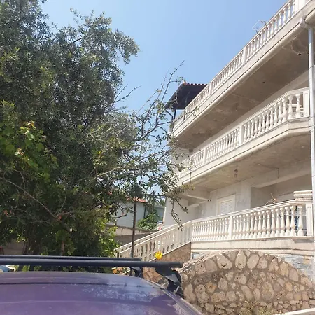 Dreamhouse Dhermi Apartment